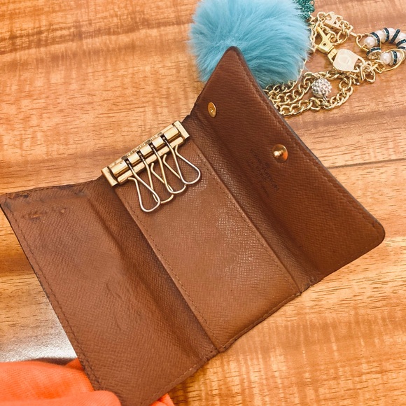 Louis Vuitton Multicles 4 Key Holder “Blue Bayou” - Picture 7 of 14